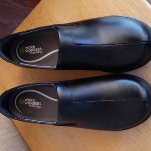Dansko Work Wonders Size 40 (9.5-10) Black Shoes/Clogs Worn Once